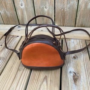 Dainty vintage purse.